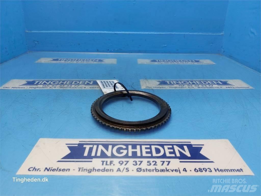 New Holland 8670 Transmission