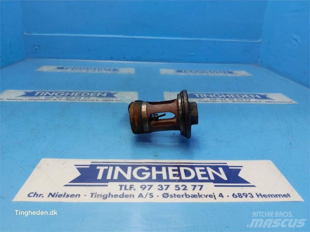 New Holland 8670 Transmission
