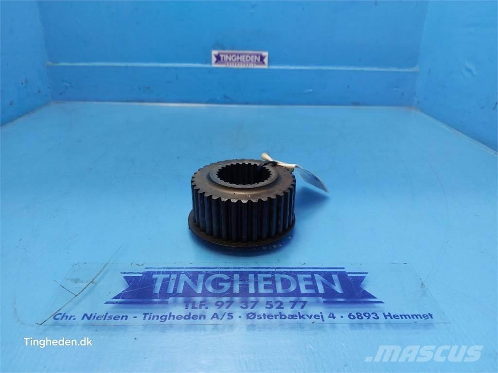 New Holland T6 Transmission