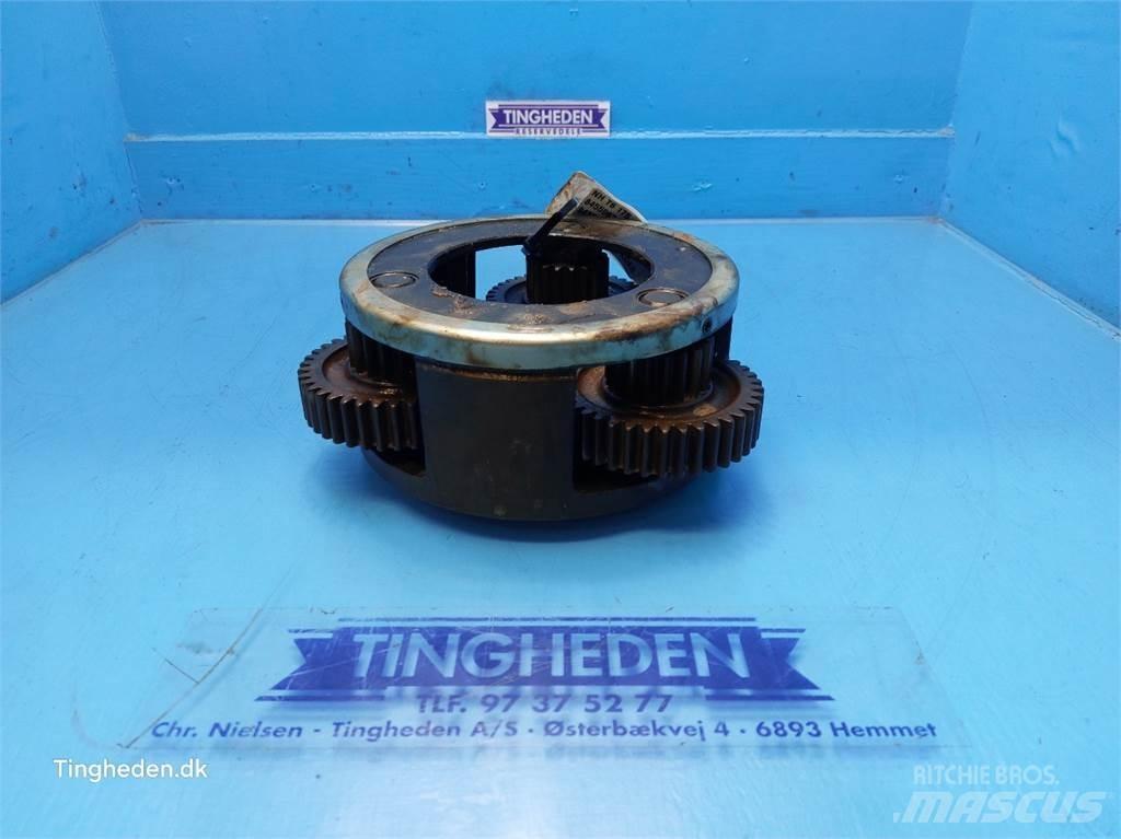 New Holland T6 Transmission