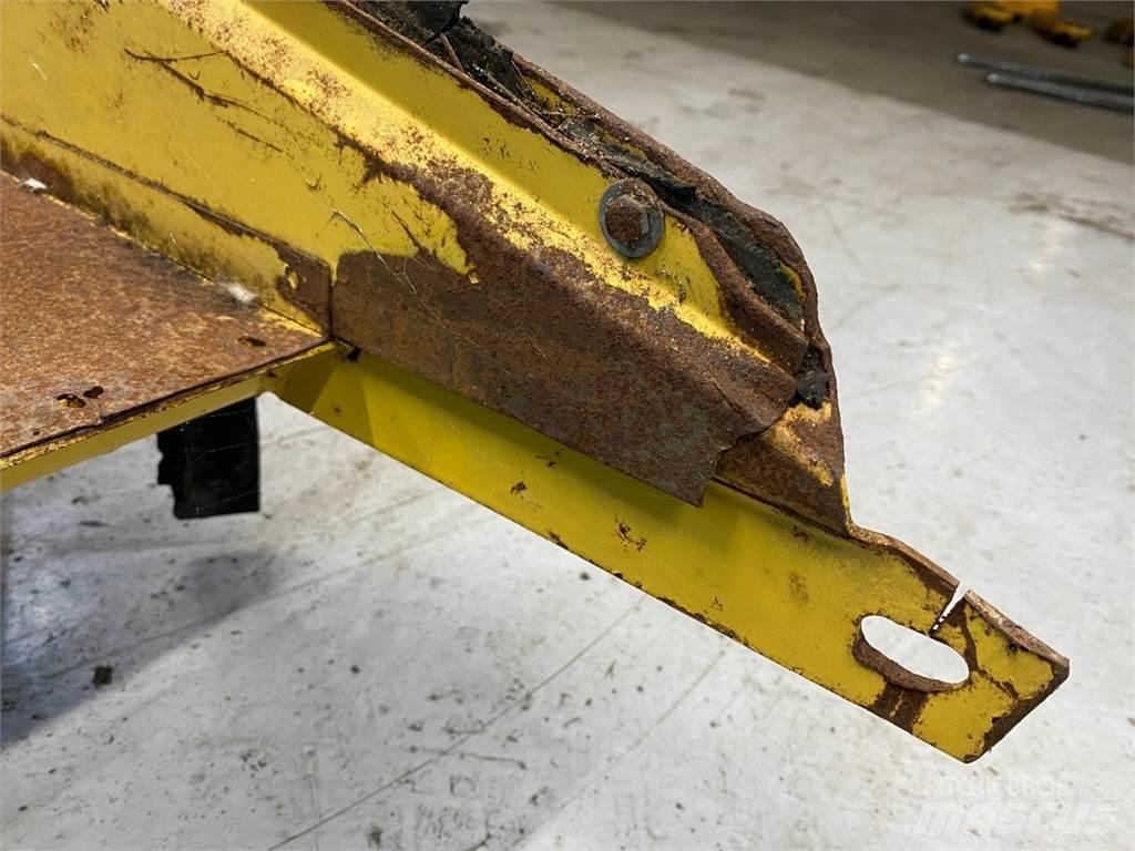 New Holland TF44 Sand and salt spreaders