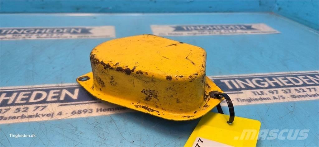 New Holland TF46 Sand and salt spreaders