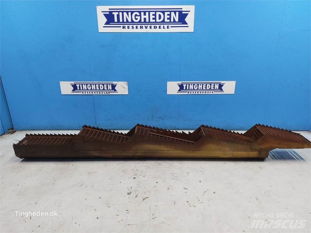 New Holland TX68 Combine harvester accessories