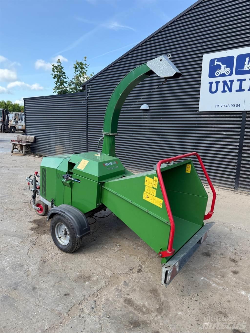 NHS 150 Wood chippers