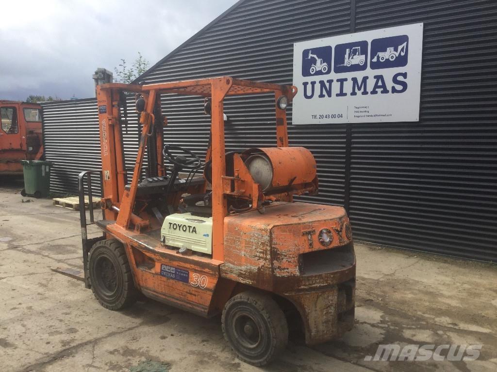 Toyota FG30 Other