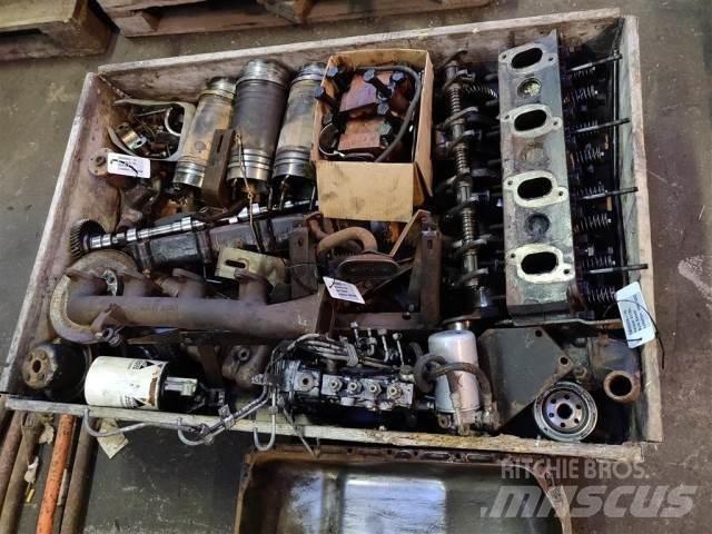 Valmet 411DL Engines