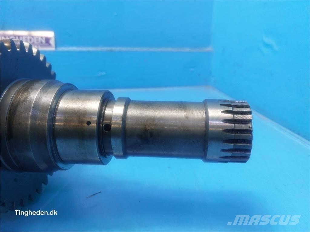Valmet 8050 Transmission