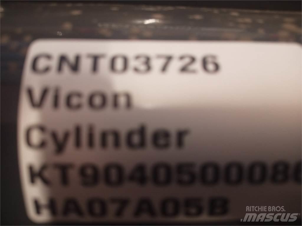 Vicon 835 Mowers