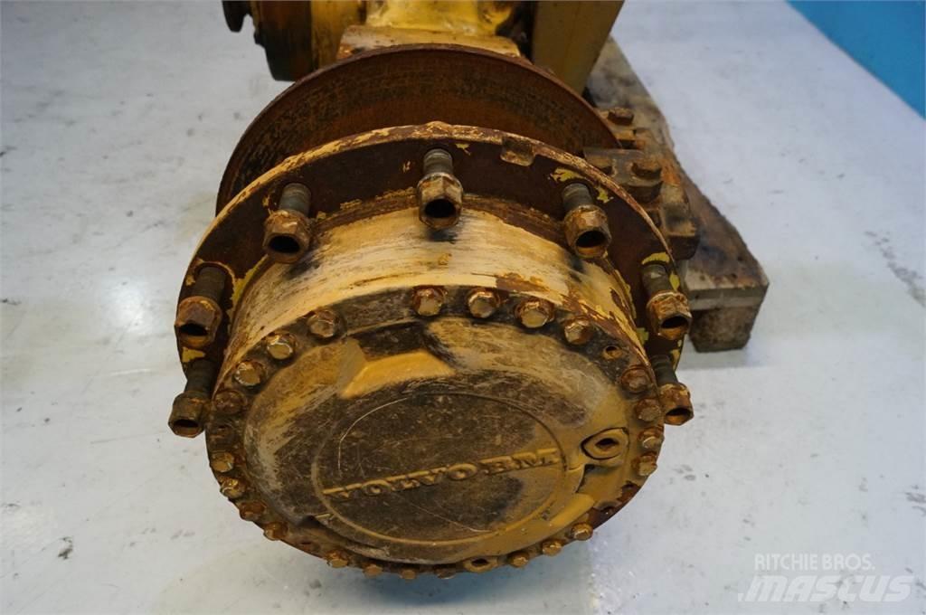 Volvo L120 Axles