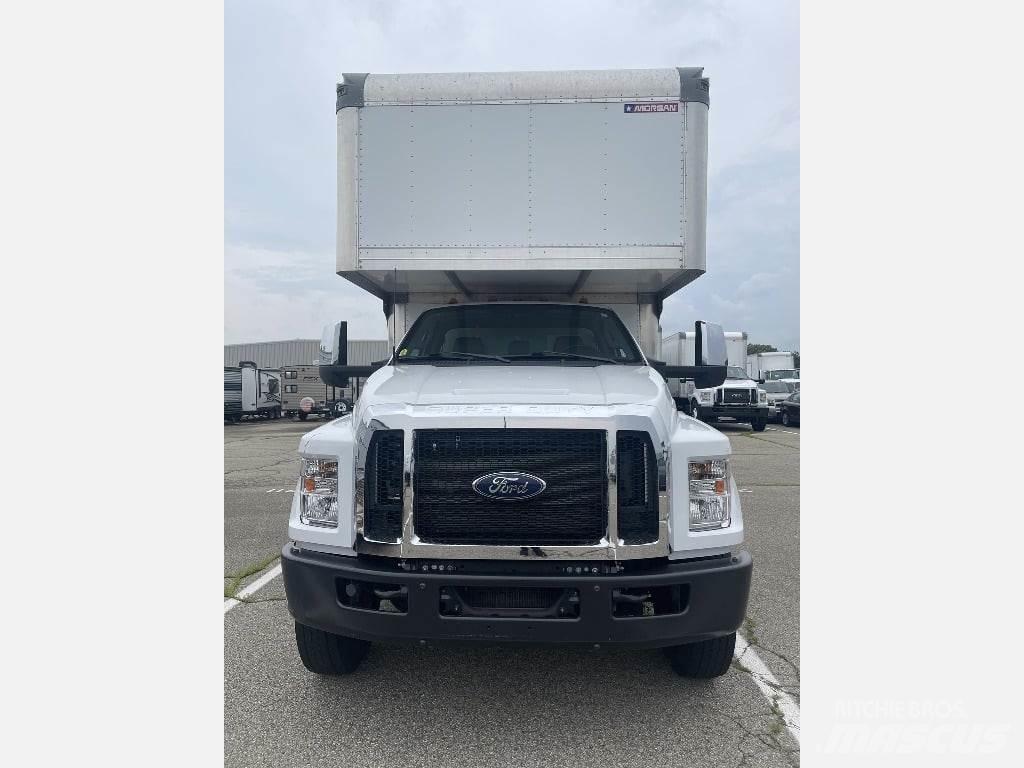 Ford F750 Box trucks