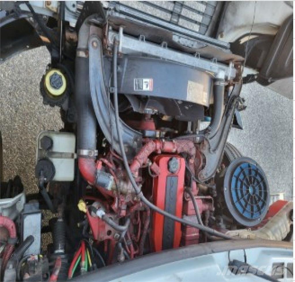 Freightliner M2 Box trucks