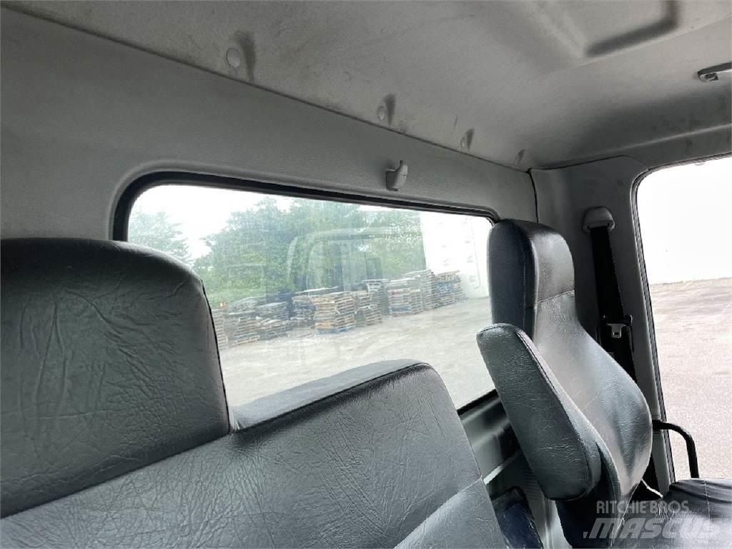 Hino 338 Chassis Cab trucks