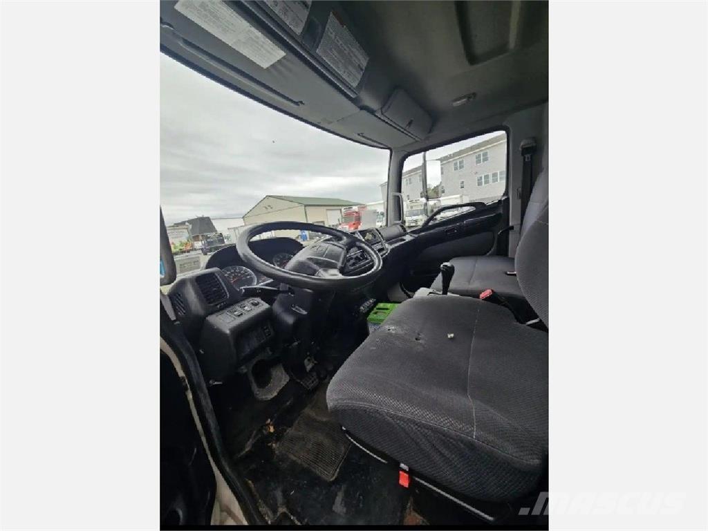Hino 338 Temperature controlled trucks
