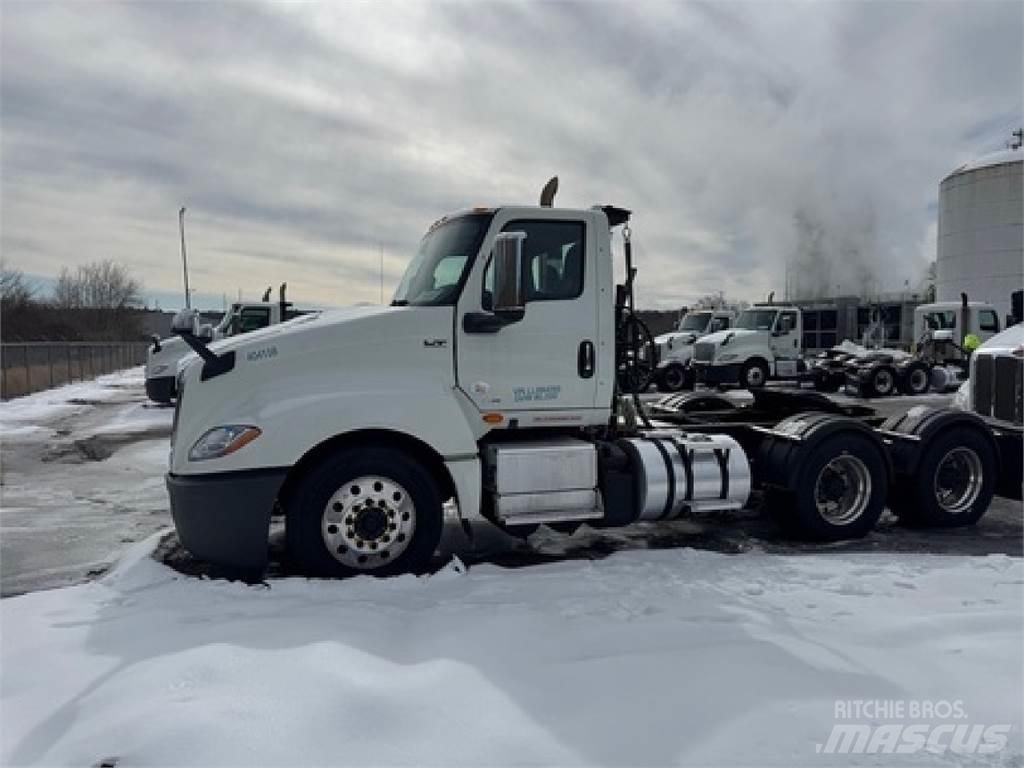 International LT625 Prime Movers