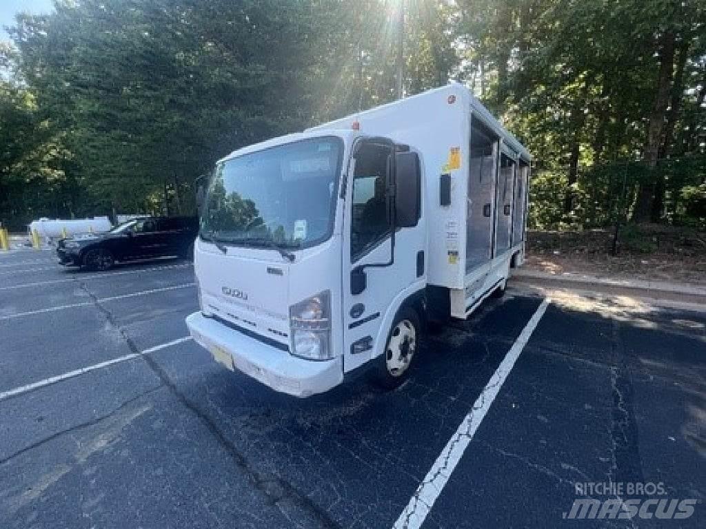 Isuzu NRR Beverage trucks