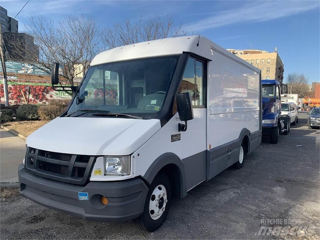 Isuzu Reach Box body