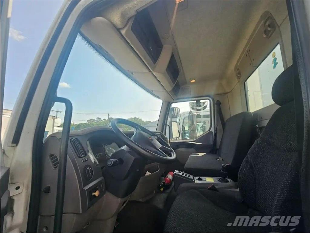 Kenworth K370 Box trucks