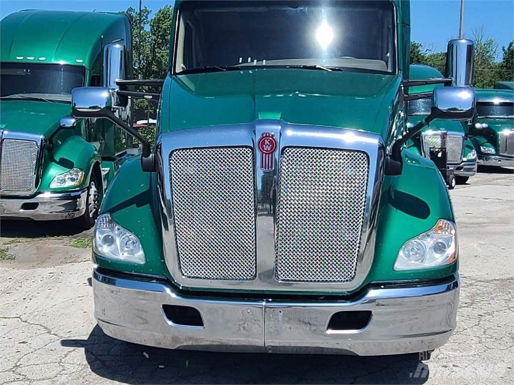 Kenworth T680 Prime Movers