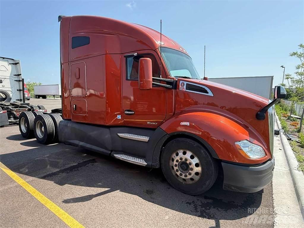 Kenworth T680 Prime Movers