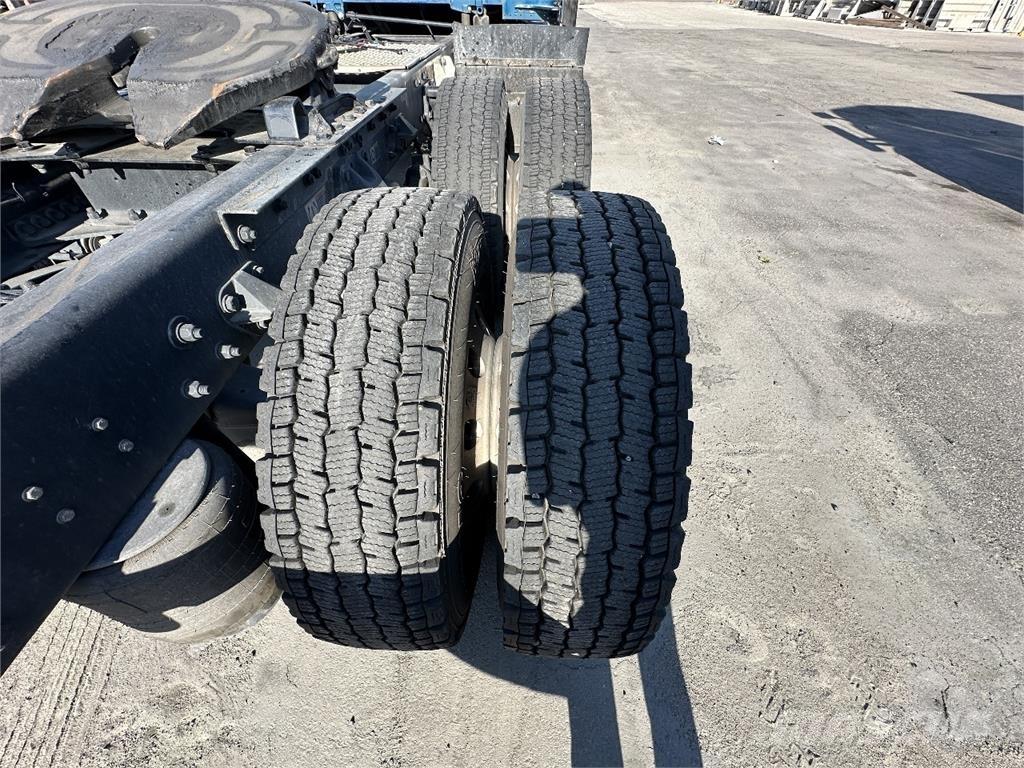 Kenworth T680 Prime Movers