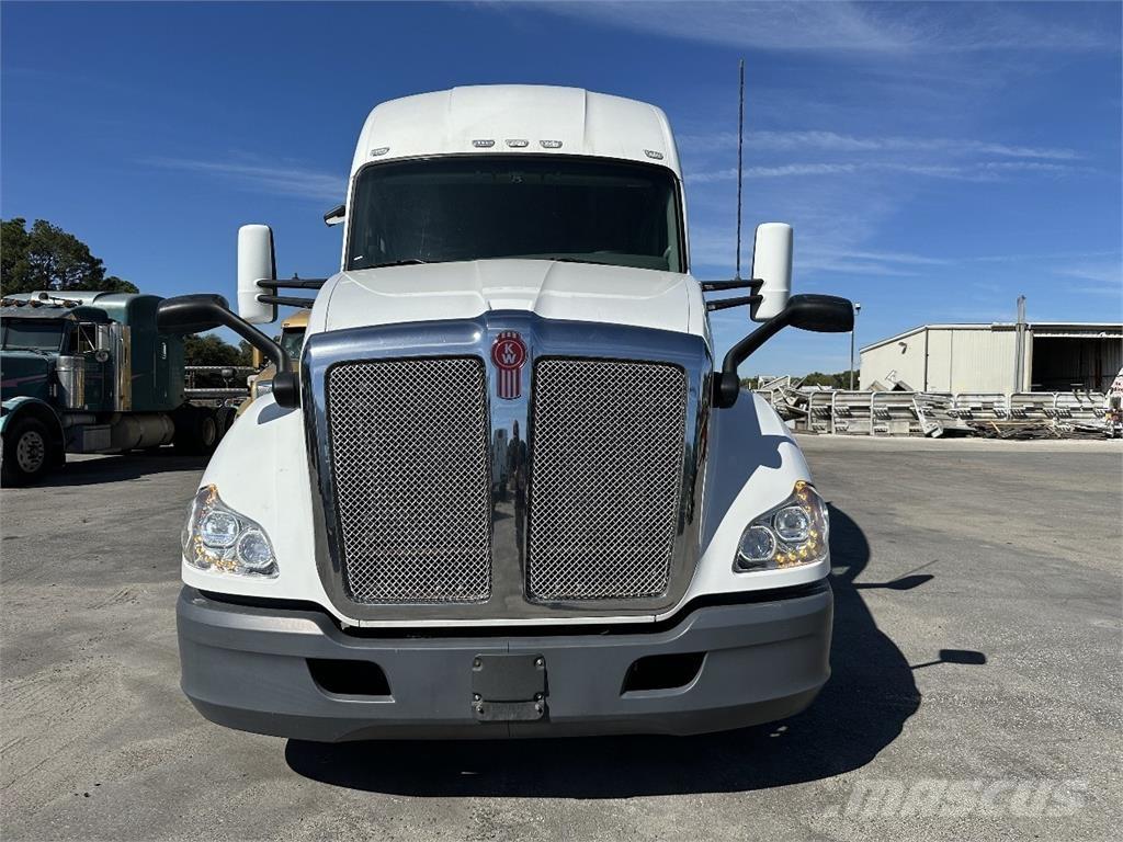 Kenworth T680 Prime Movers