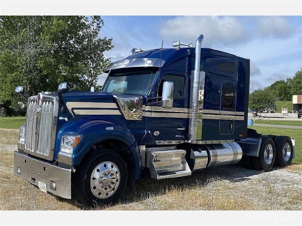 Kenworth W990 Prime Movers