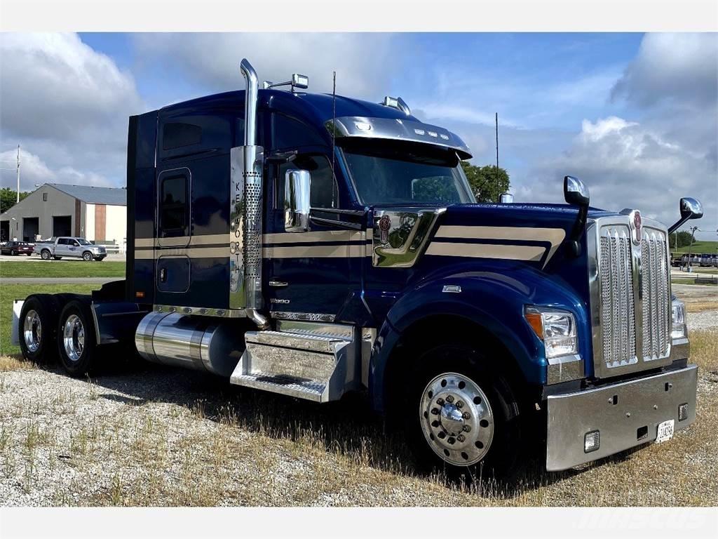Kenworth W990 Prime Movers
