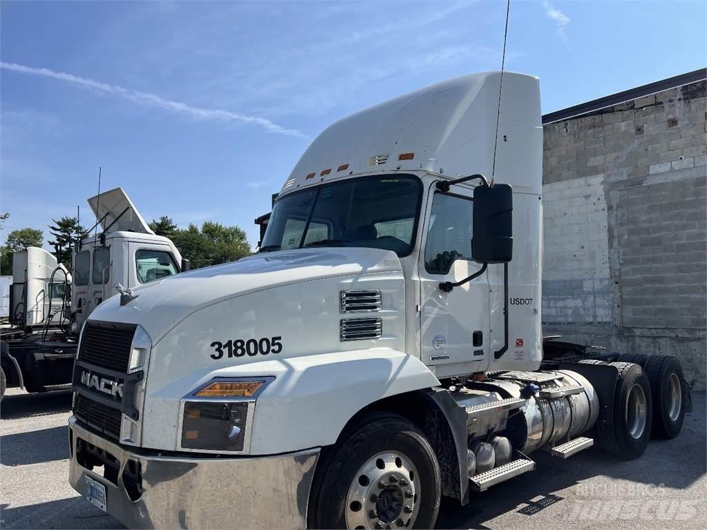 Mack Anthem AN64T Prime Movers