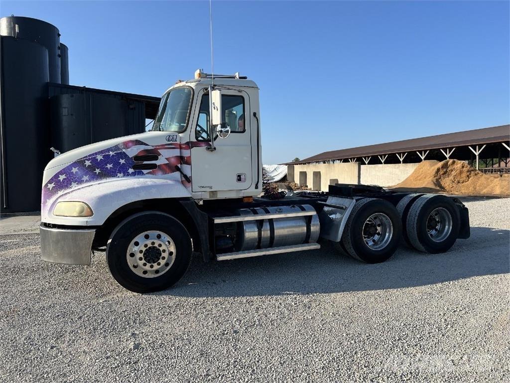 Mack Vision Prime Movers