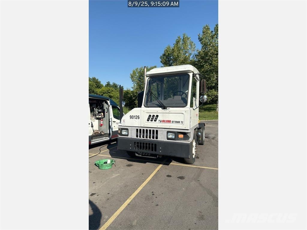 Ottawa T2 4x2 Terminal tractors