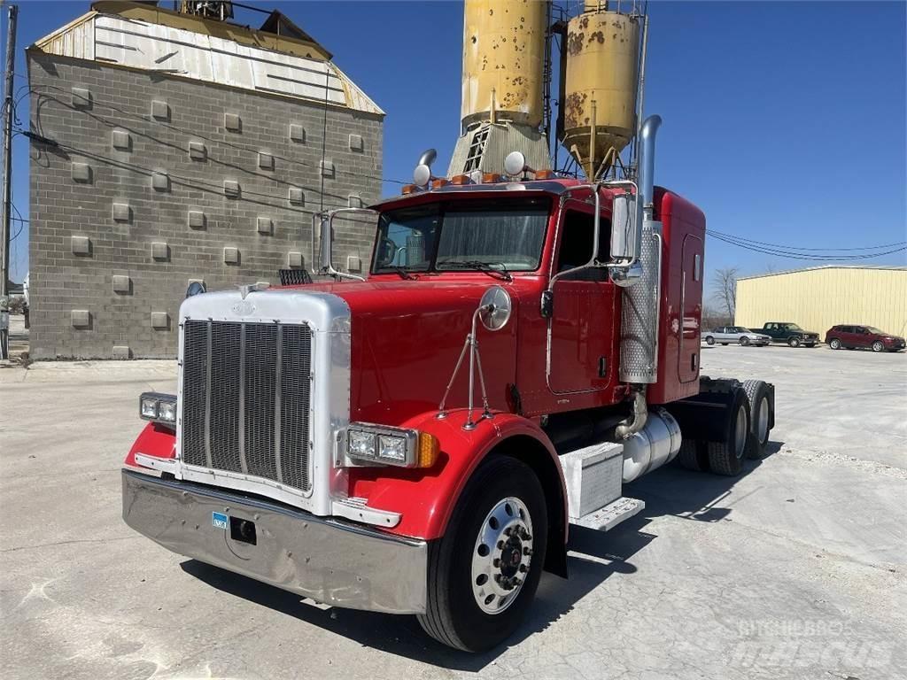 Peterbilt 378 Prime Movers