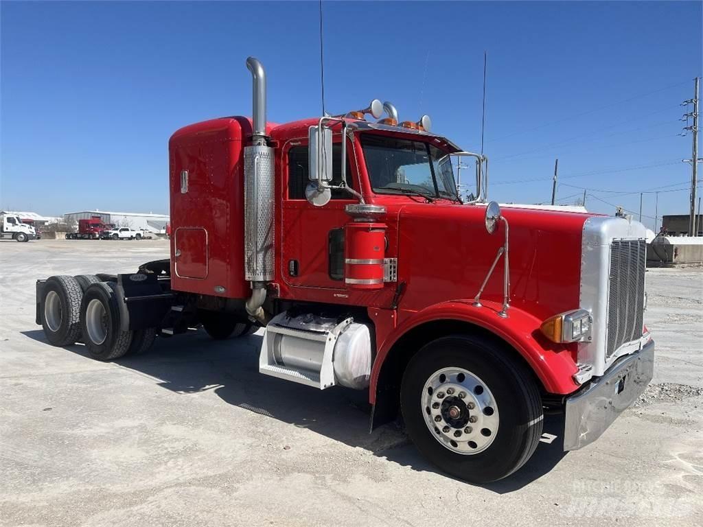 Peterbilt 378 Prime Movers