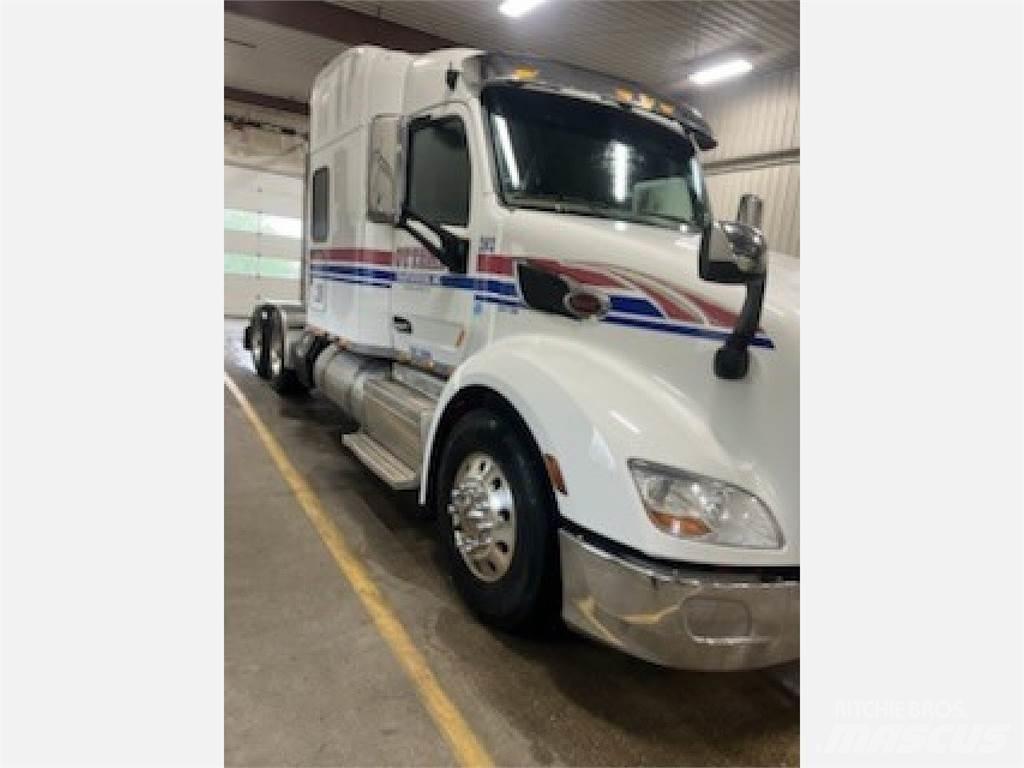 Peterbilt 579 Prime Movers