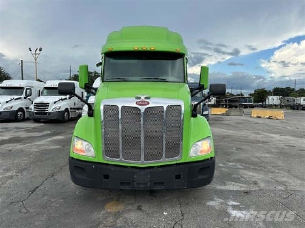 Peterbilt 579 Prime Movers