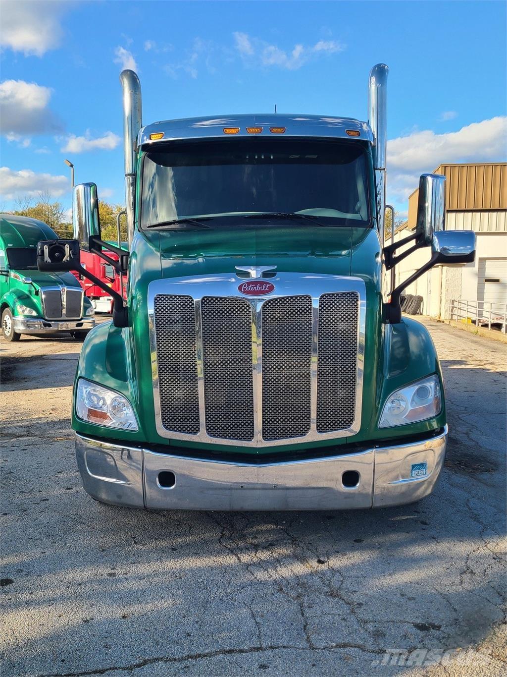 Peterbilt 579 Prime Movers