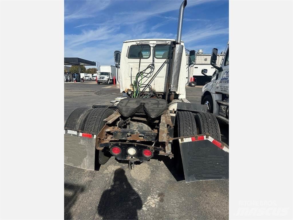 Sterling A9500 Prime Movers