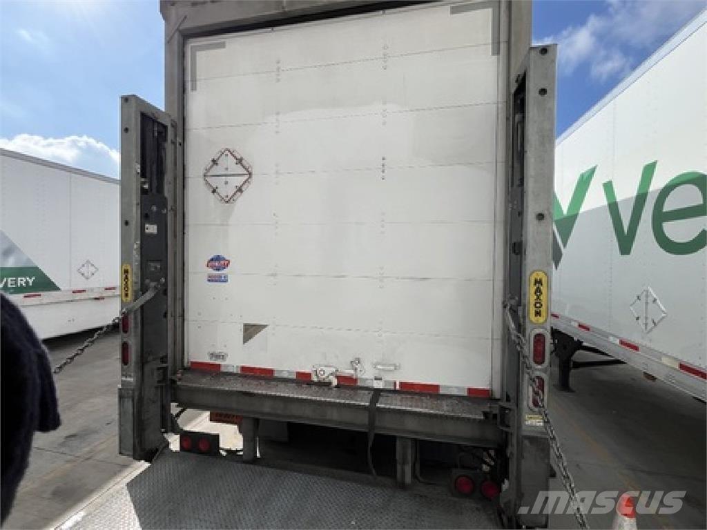 Utility VS2DX 36' Box Trailers
