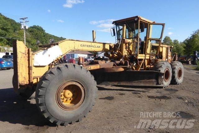 CAT 16G Graders