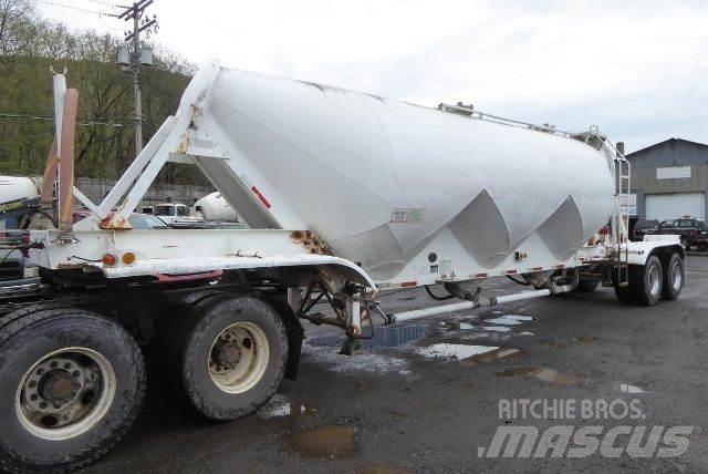 Fruehauf Bulk Tanker trailers