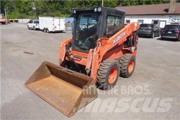 Kubota SSV65 Skid steer loaders