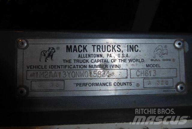 Mack CH613 Chassis Cab trucks