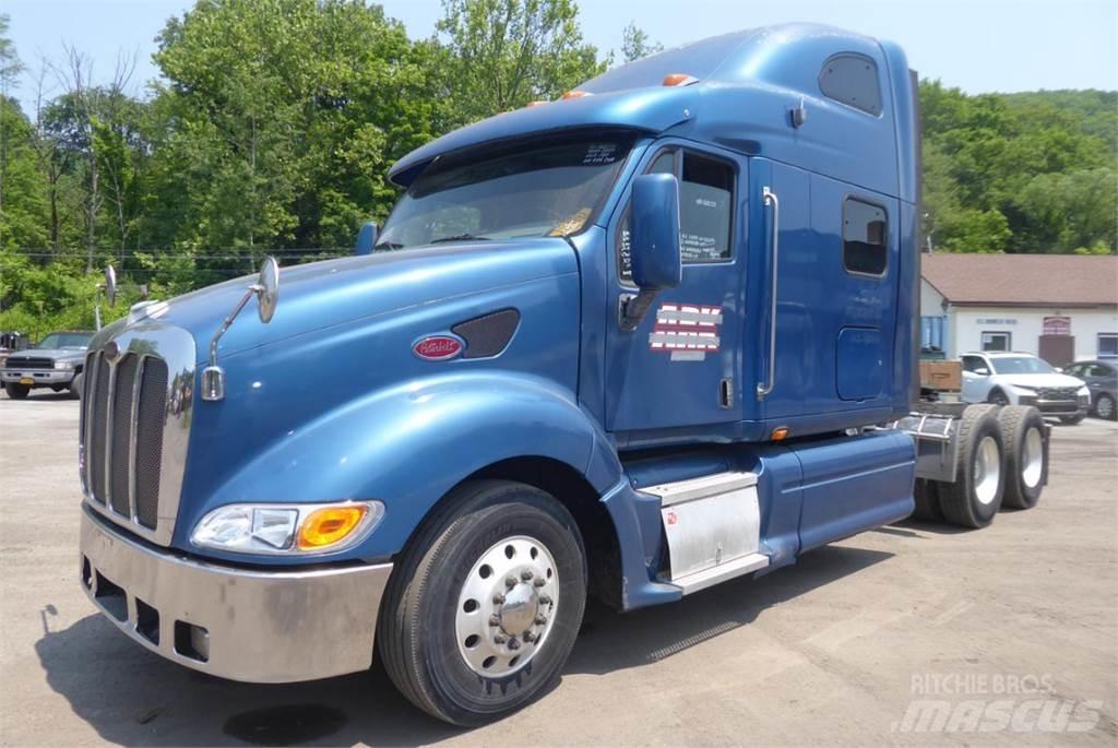 Peterbilt 387 Prime Movers