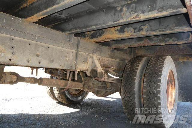 UD 1100 Box trucks