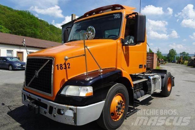 Volvo VNM42T Chassis Cab trucks