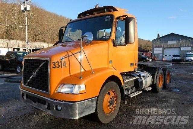 Volvo VNM64T Chassis Cab trucks
