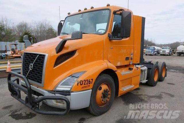 Volvo VNR64T300 Chassis Cab trucks