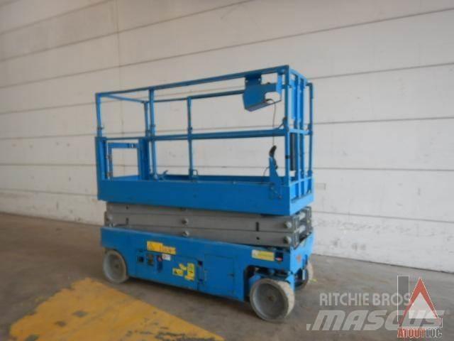 Genie GS-2032 Articulated boom lifts