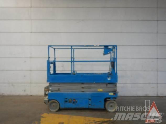 Genie GS-2032 Articulated boom lifts