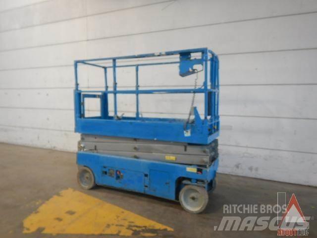 Genie GS-2032 Articulated boom lifts