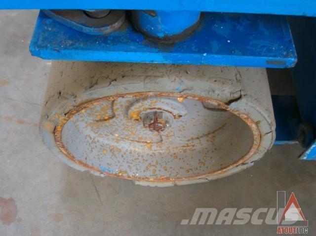 Genie GS-2646 Articulated boom lifts